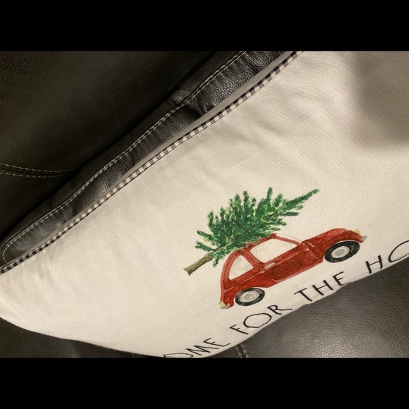 🎄Rae Dunn HOME FOR THE HOLIDAYS Accent Pillow - Picture 4 of 11